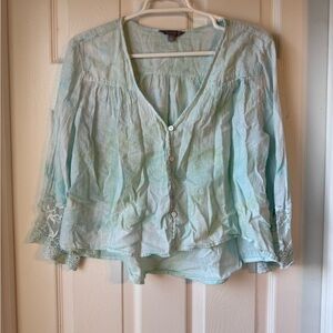 Rubbish Pastel Green Crop Button-Up Blouse